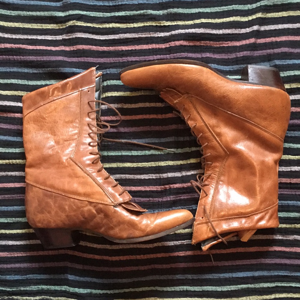 Fringed, Lace-up Cowgirl Boots